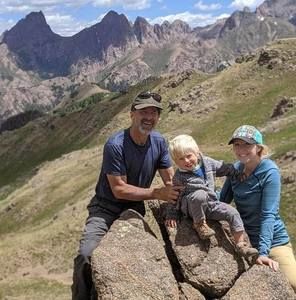 Meet your Posher, Kyrie